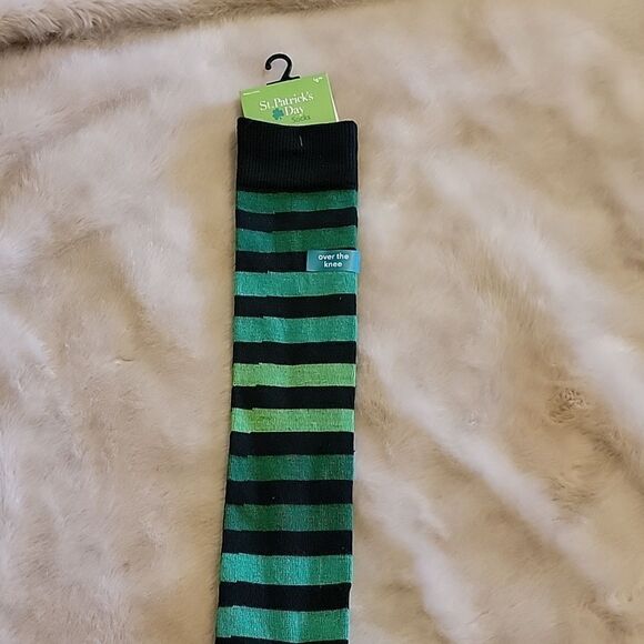 ST. PATRICK'S DAY OVER-THE-KNEE GREEN AND BLACK STRIPED SOCKS - NEW WITH TAGS! - Picture 5 of 8